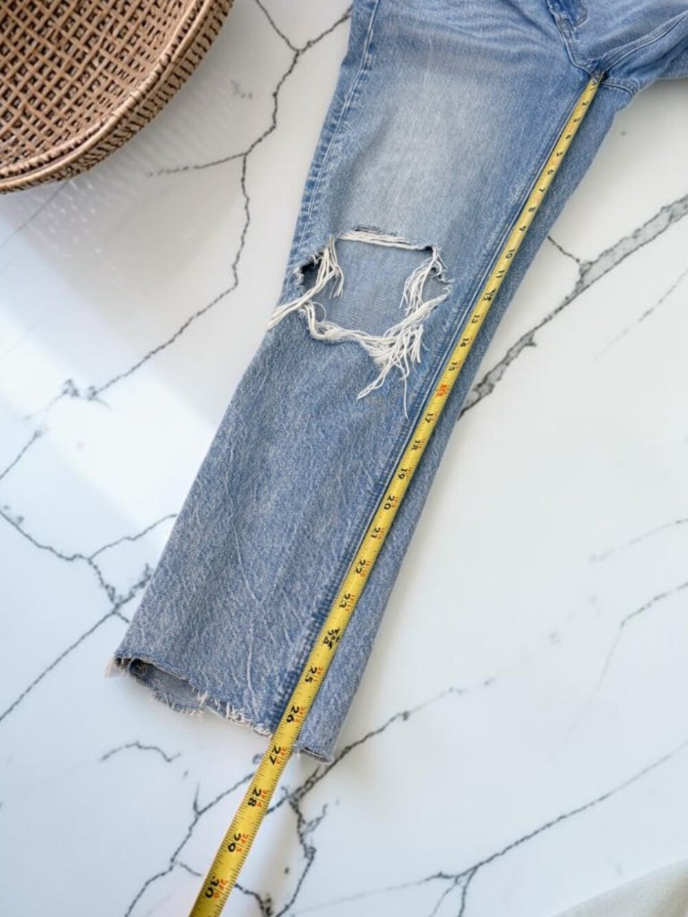 American Eagle Distressed Mom Jeans Women's Size 4 Raw Hem - Picture 6 of 11